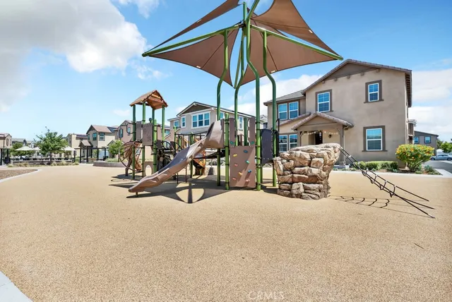 $664,000 | 28175 Ashtree Street, Temecula, CA 92591