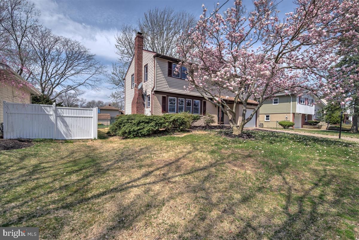 113 Ashbrook Road Cherry Hill, NJ 08034 - Photo 2 of 29 Gallery Image 2