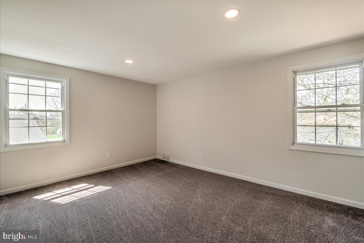 113 Ashbrook Road Cherry Hill, NJ 08034 - Photo 16 of 29 Gallery Image 16