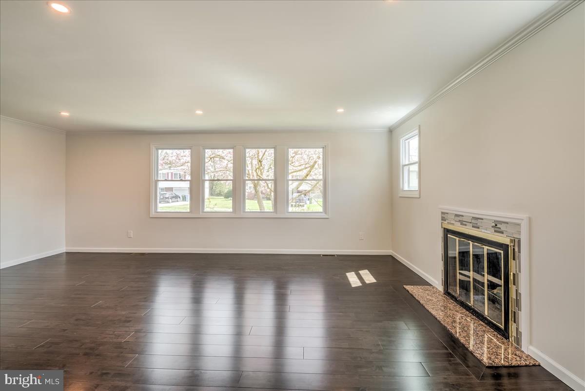 113 Ashbrook Road Cherry Hill, NJ 08034 - Photo 5 of 29 Gallery Image 5