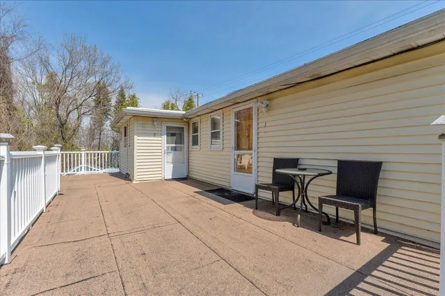 $998,000 | 7226 Lakeview Drive, Lexington, MI 48450