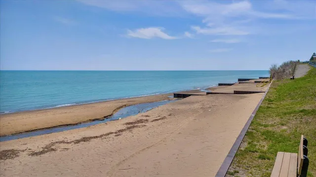 $998,000 | 7226 Lakeview Drive, Lexington, MI 48450