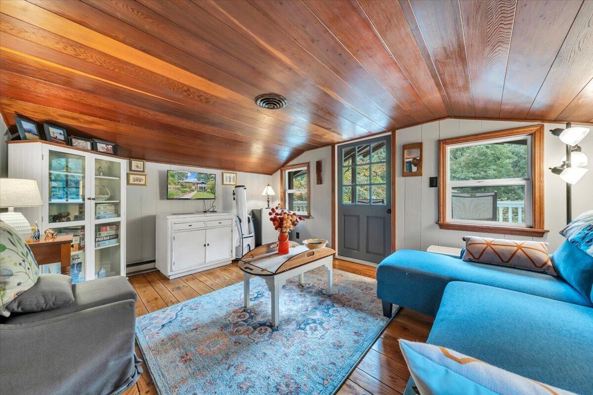 7965 Franklin Road Boones Mill, VA 24065 - Photo 43 of 114 044-MIB09211