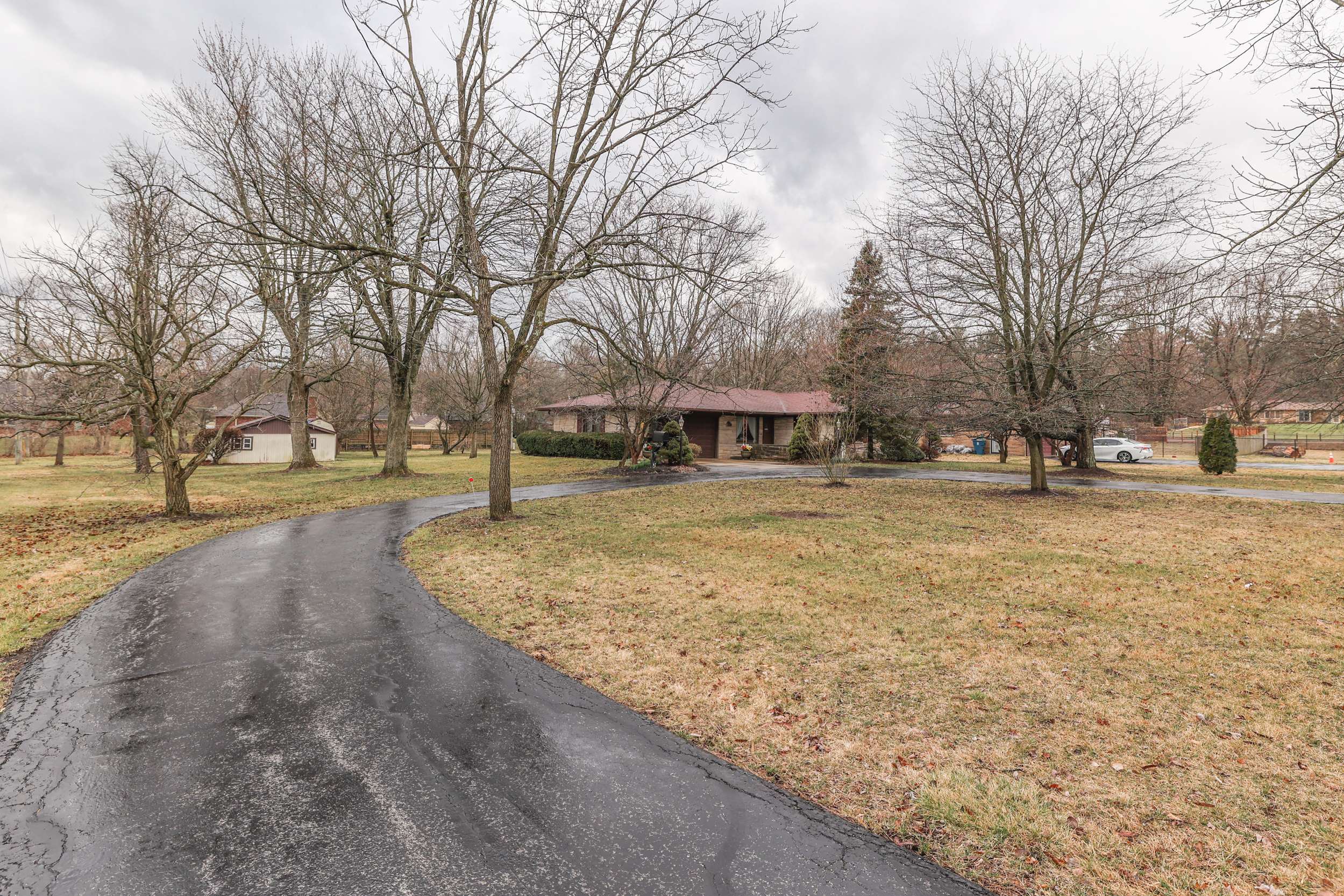1737 West Stop 11 Road Indianapolis, IN 46217 - Photo 3 of 39 Gallery Image 3
