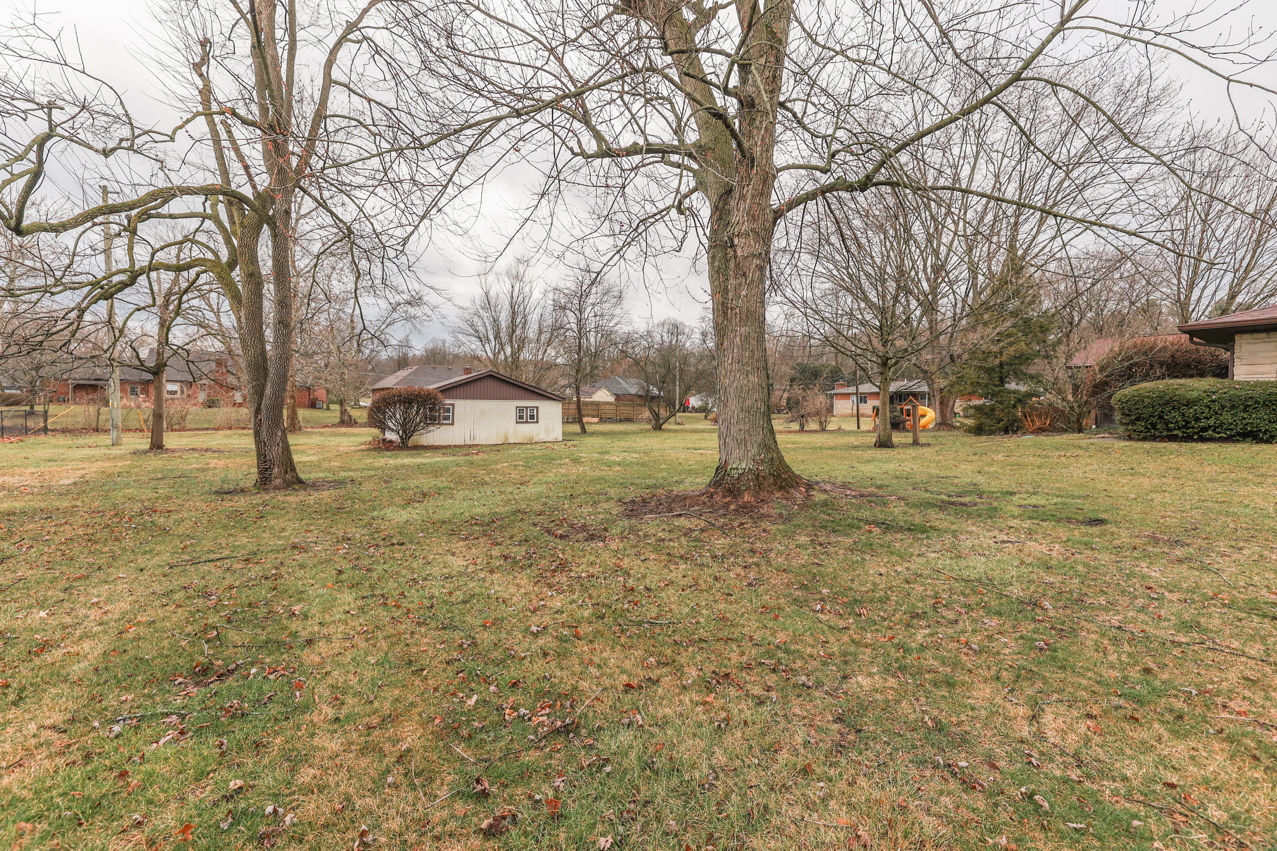 1737 West Stop 11 Road Indianapolis, IN 46217 - Photo 38 of 39 Gallery Image 38