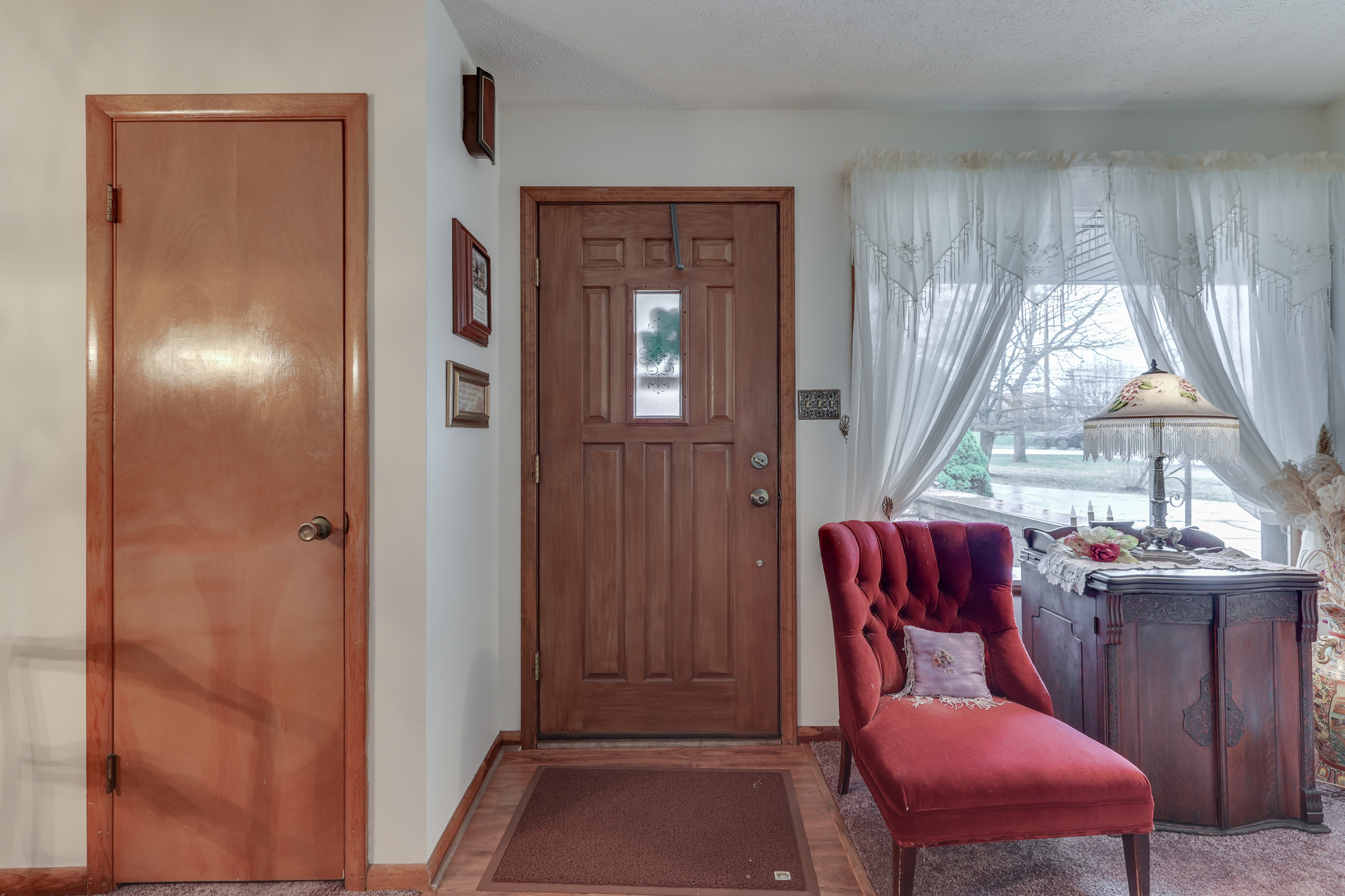 1737 West Stop 11 Road Indianapolis, IN 46217 - Photo 7 of 39 Gallery Image 7