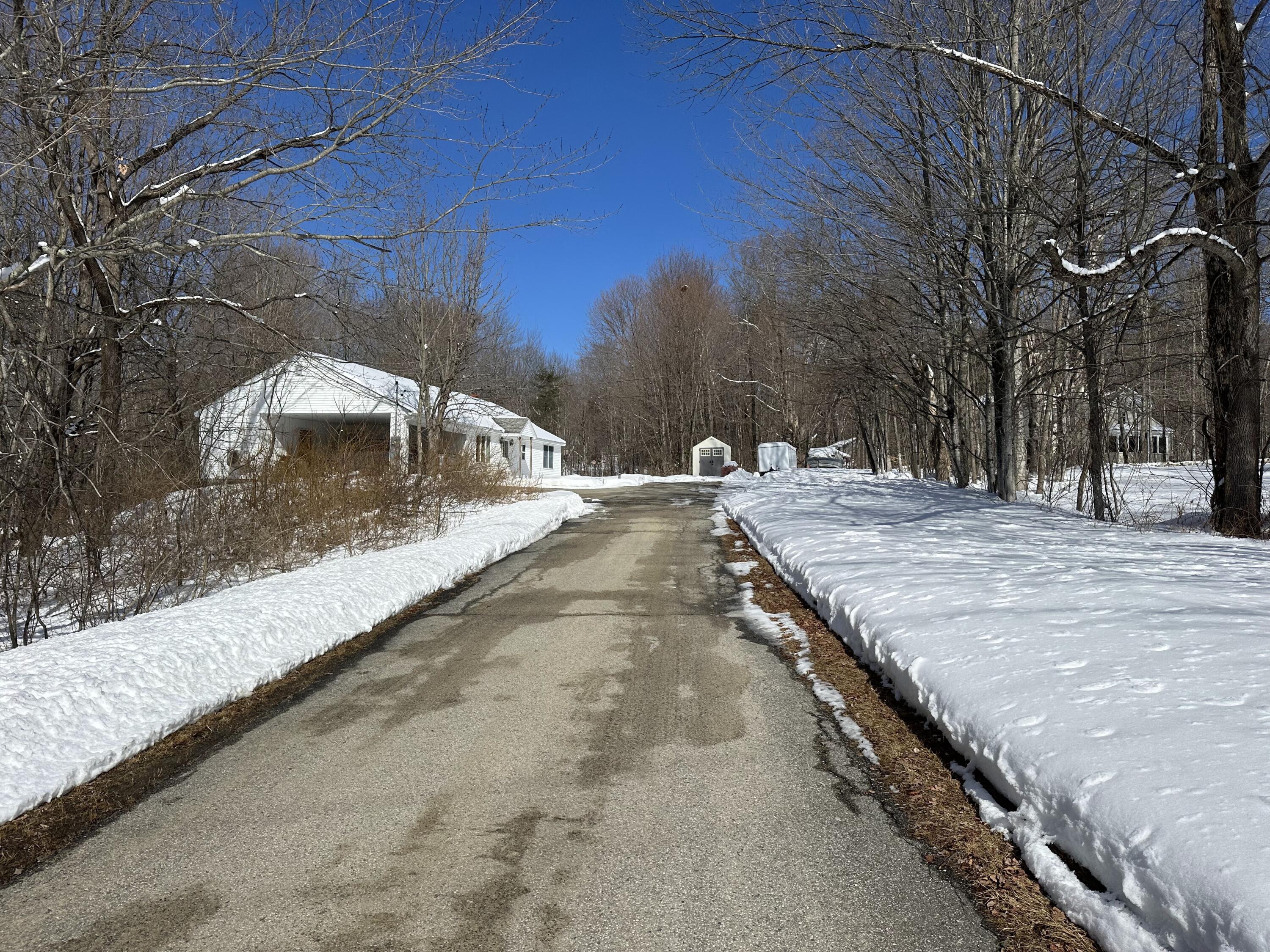 25 Yarmouth Road Gray, ME 04039 - Photo 2 of 64 IMG_8315