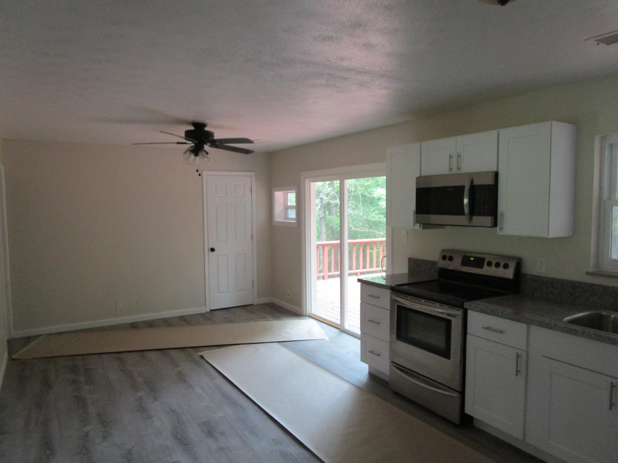8212 Ewing Road Powell, TN 37849 - Photo 5 of 22 Gallery Image 5