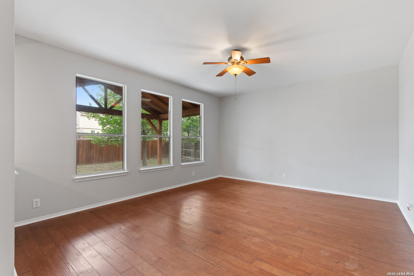 337 Willow Loop Cibolo, TX 78108 - Photo 16 of 42