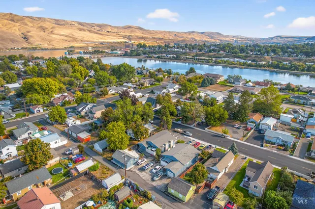 $695,000 | 820-822 2nd Street, Clarkston, WA 99403