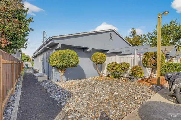 $695,000 | 820-822 2nd Street, Clarkston, WA 99403