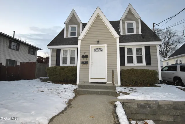 $1,250 | 83 Osborne Road, Colonie, NY 12205