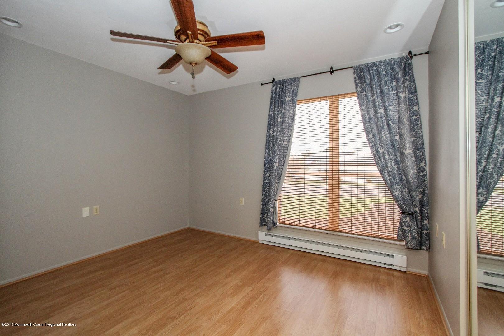 78 Hastings Road Manchester Township, NJ 08759 - Photo 11 of 21 Kemmerer_12581_P11_75109