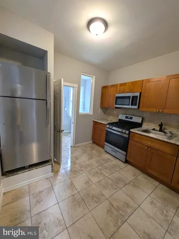 $1,300 | 123 North Peach Street, Philadelphia, PA 19139