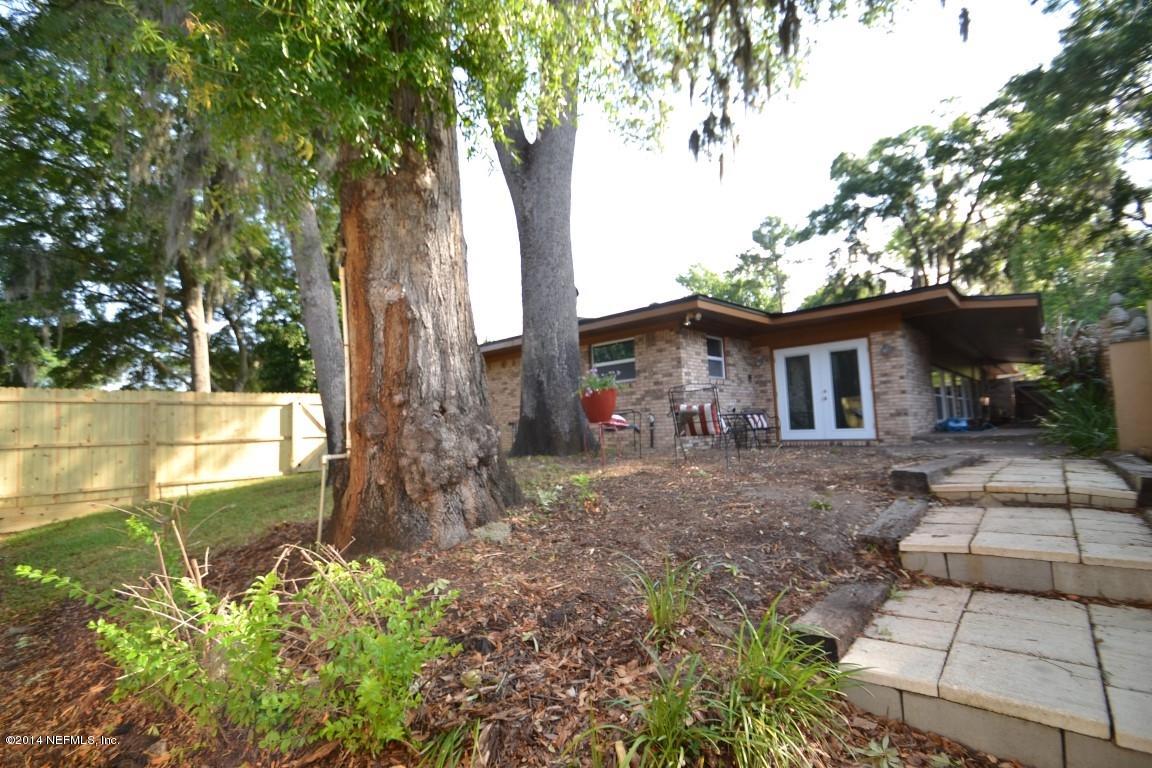 2106 La Vaca Road Jacksonville, FL 32217 - Photo 3 of 73 Fenced Yard 2