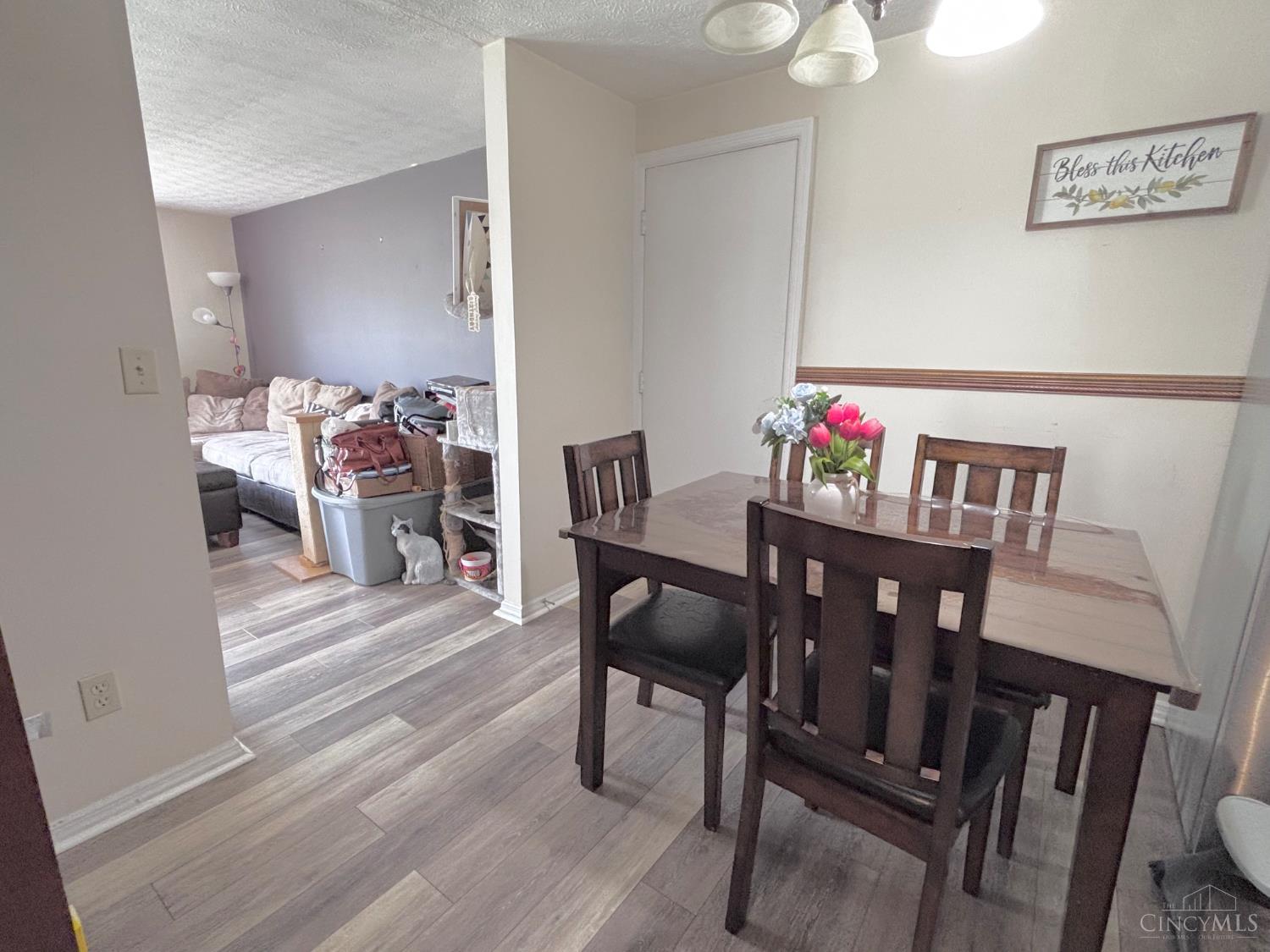 11629 Pippin Road Cincinnati, OH 45251 - Photo 9 of 34