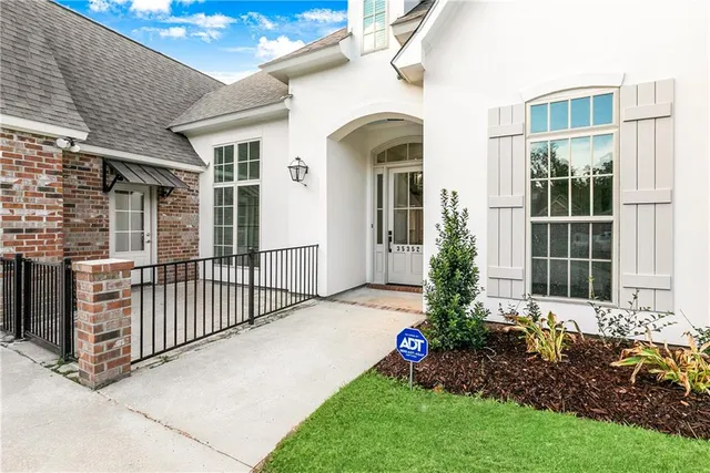 $534,900 | 35352 Oak Haven Avenue, Geismar, LA 70734