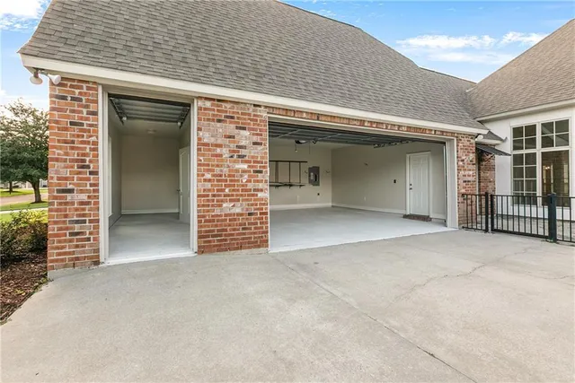 $534,900 | 35352 Oak Haven Avenue, Geismar, LA 70734