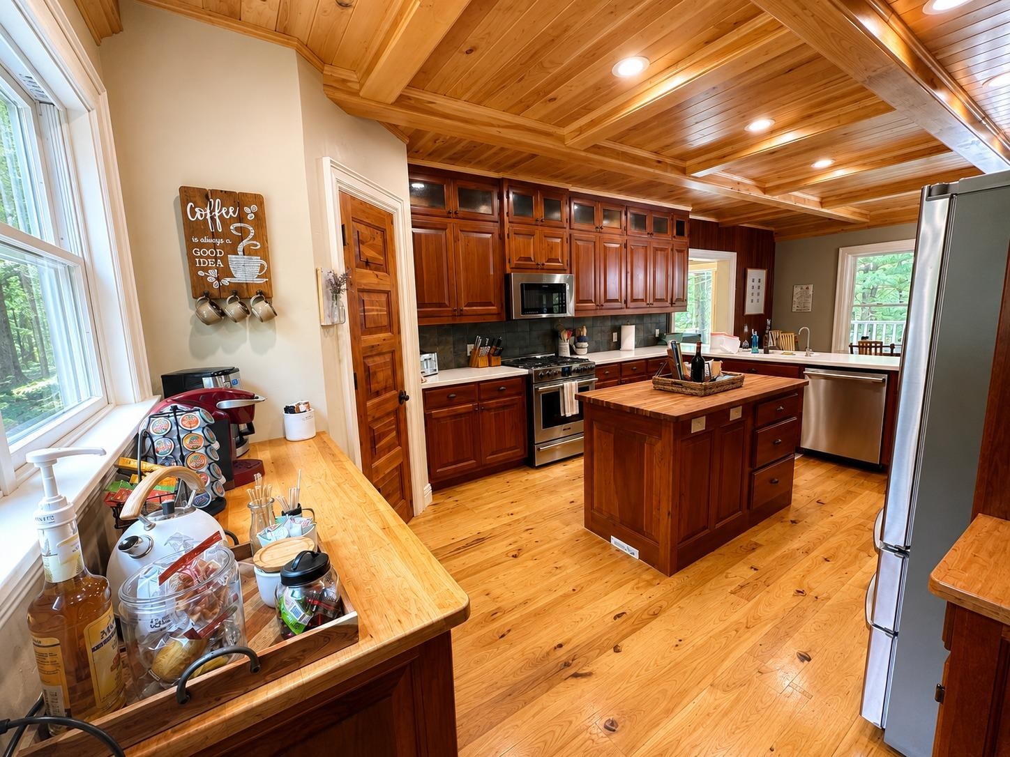 W4665 North Pearl Lake Road Redgranite, WI 54970 - Photo 8 of 50 Gallery Image 8