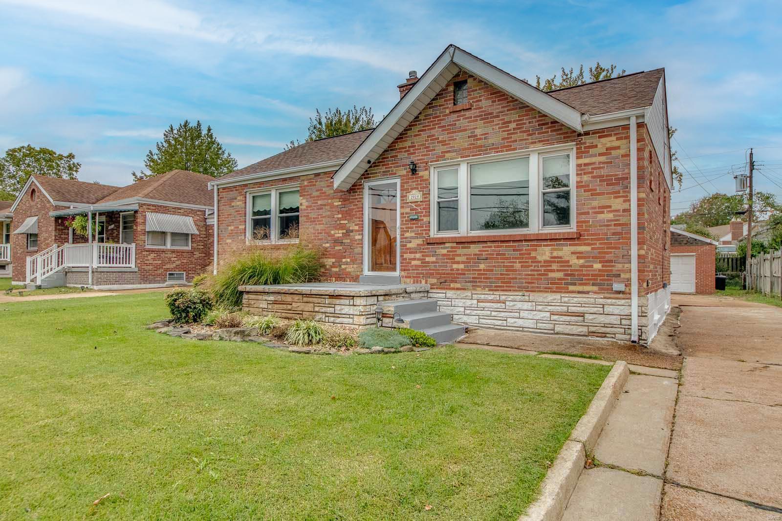 1919 Telegraph Road St. Louis, MO 63125 - Photo 1 of 46 Gallery Image 1