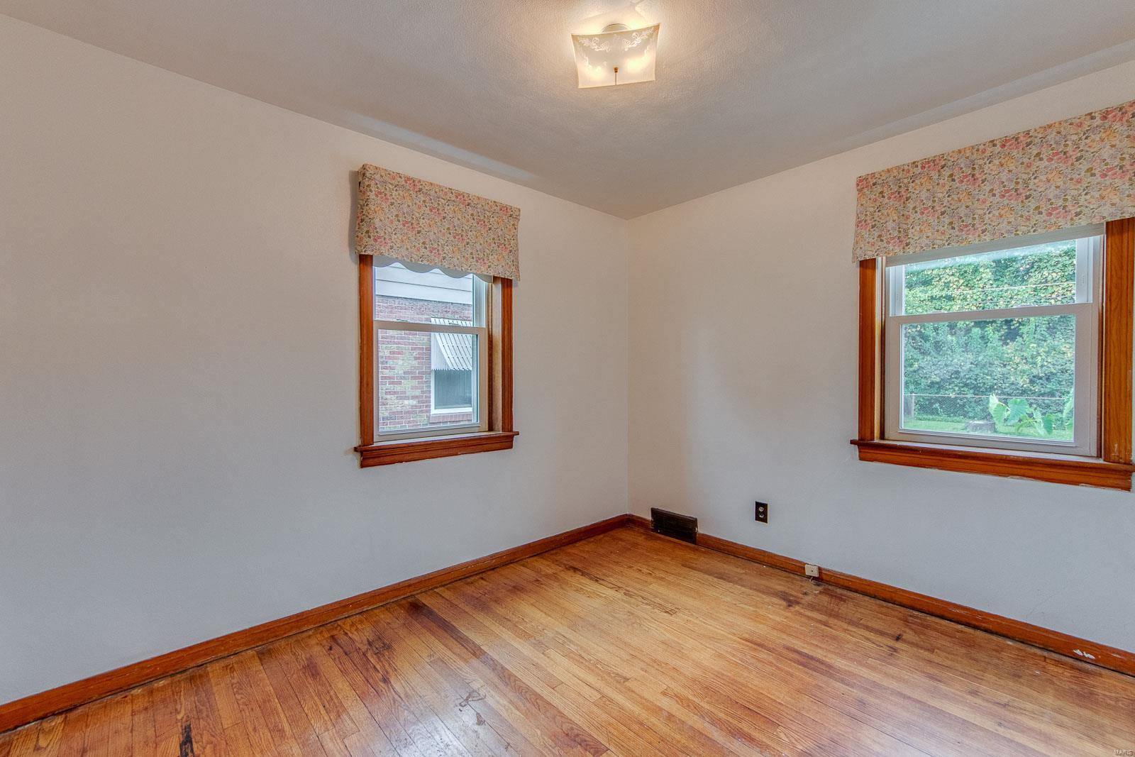 1919 Telegraph Road St. Louis, MO 63125 - Photo 20 of 46 Gallery Image 20