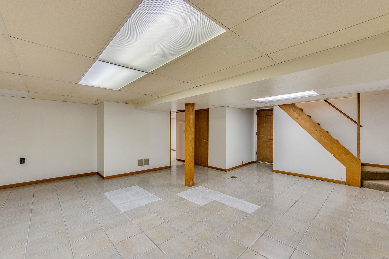 1919 Telegraph Road St. Louis, MO 63125 - Photo 26 of 46 Gallery Image 26