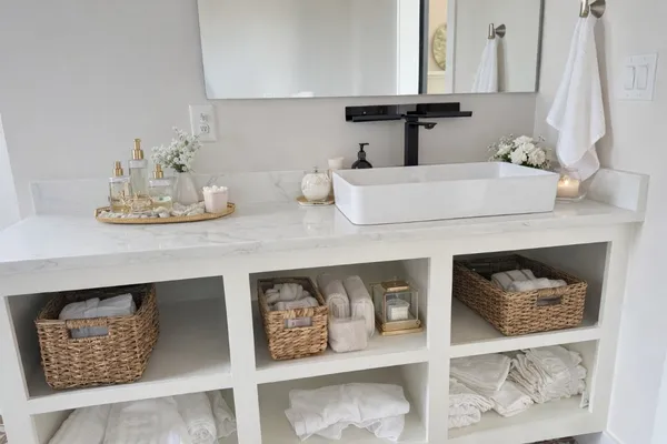 $1,385,555 | 10080 Fm 682, Cuero, TX 77954