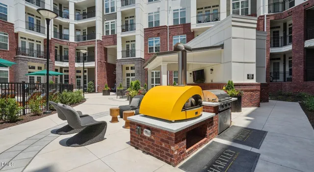 $1,904 | 625 South Elliott Road, Unit B2L, Chapel Hill, NC 27517