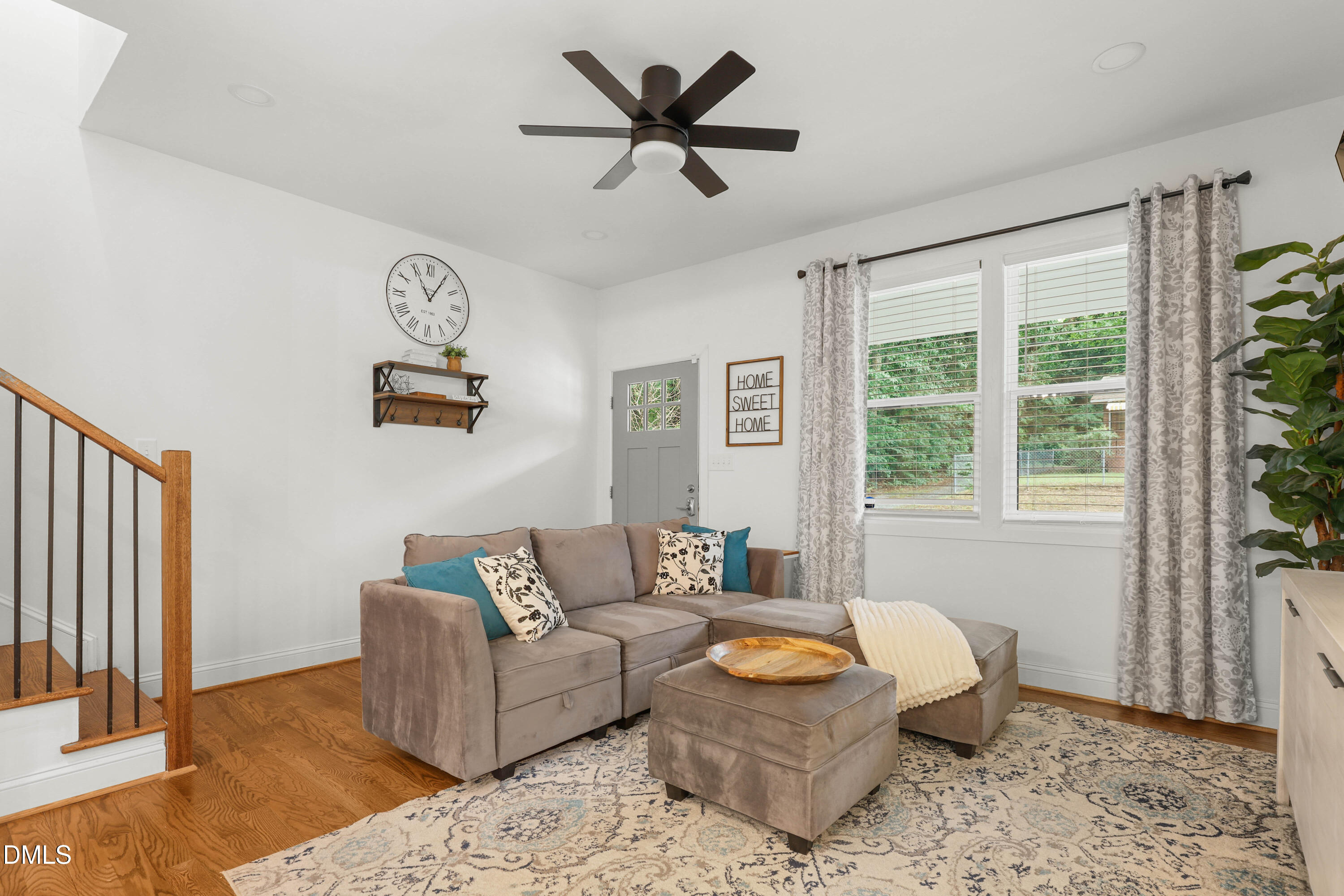 1217 Rosedale Avenue, Unit B Durham, NC 27707 - Photo 5 of 24 a living room with furniture and a large window