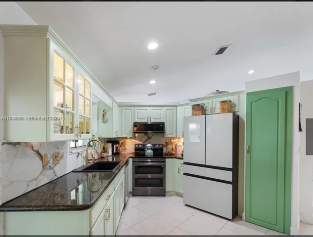 $4,500 | 14610 Southwest 145th Place, Miami, FL 33186