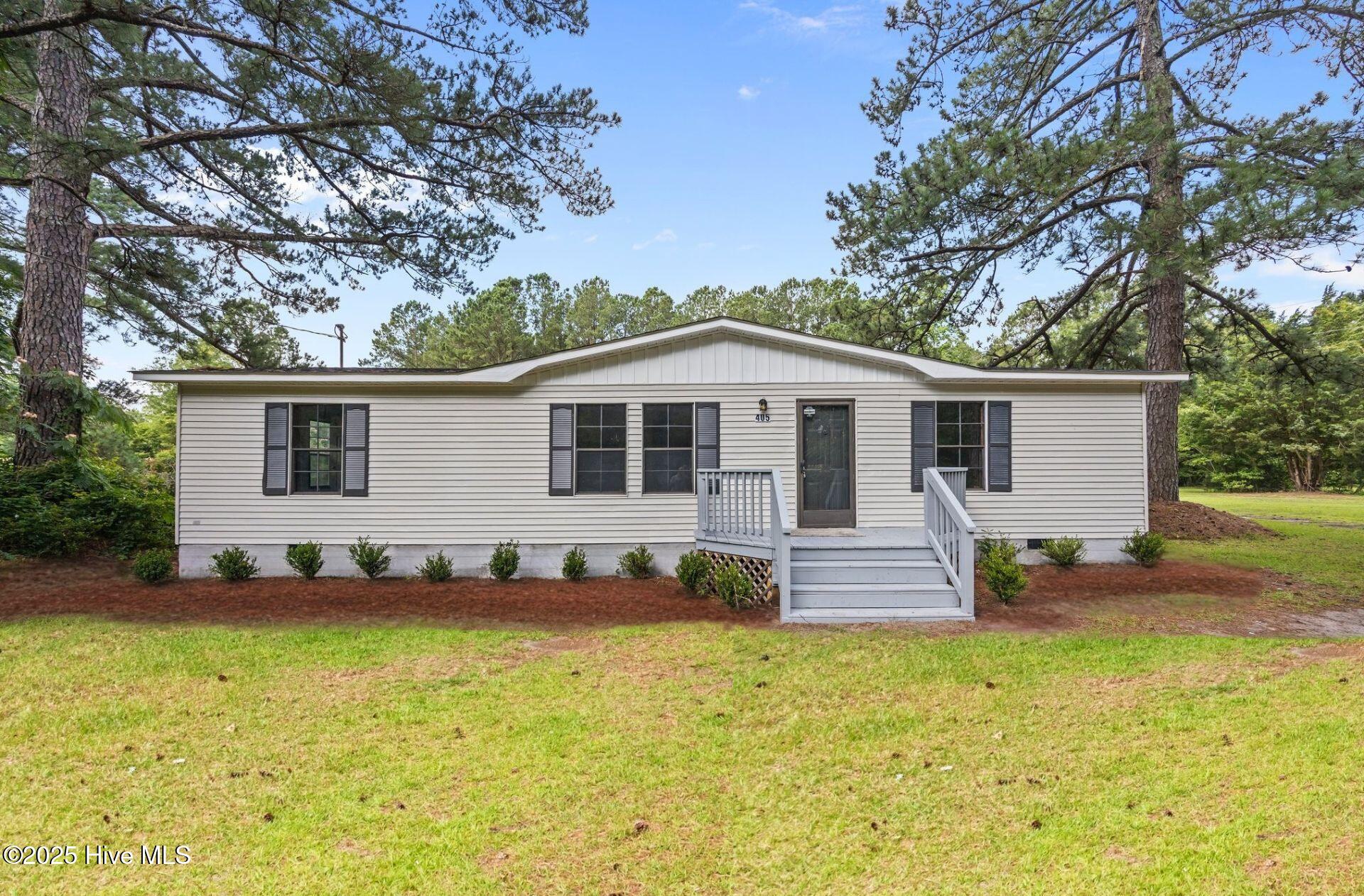 405 Country Acres Road Grifton, NC 28530 - Photo 1 of 29 27