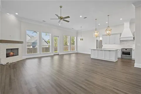 $495,000 | 2037 Begue Lane, Covington, LA 70433