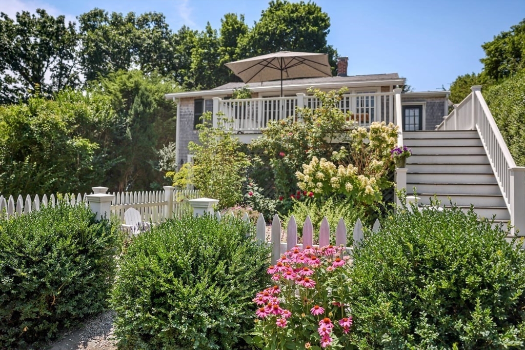 20 Kimball Beach Road Hingham, MA 02043 - Photo 4 of 28