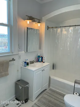 $1,950 | 400 Asbury Avenue, Unit 4, Asbury Park, NJ 07712