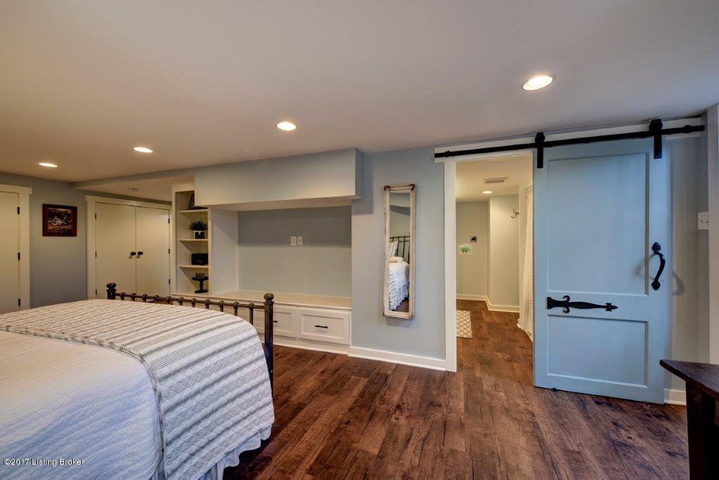 27 Stonebridge Road Louisville, KY 40207 - Photo 47 of 54 45
