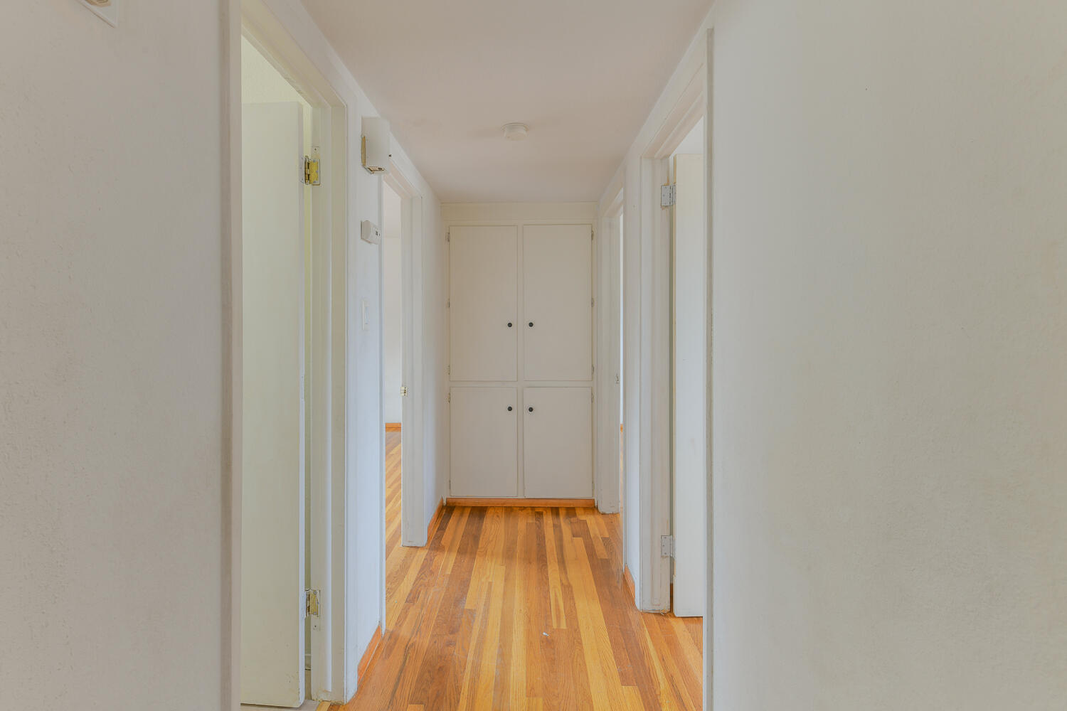 4312 Hendrix Road Northeast Albuquerque, NM 87110 - Photo 16 of 42 Gallery Image 16