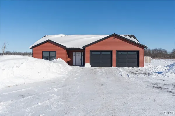 $332,000 | 17045 State Route, Dexter, NY 13634