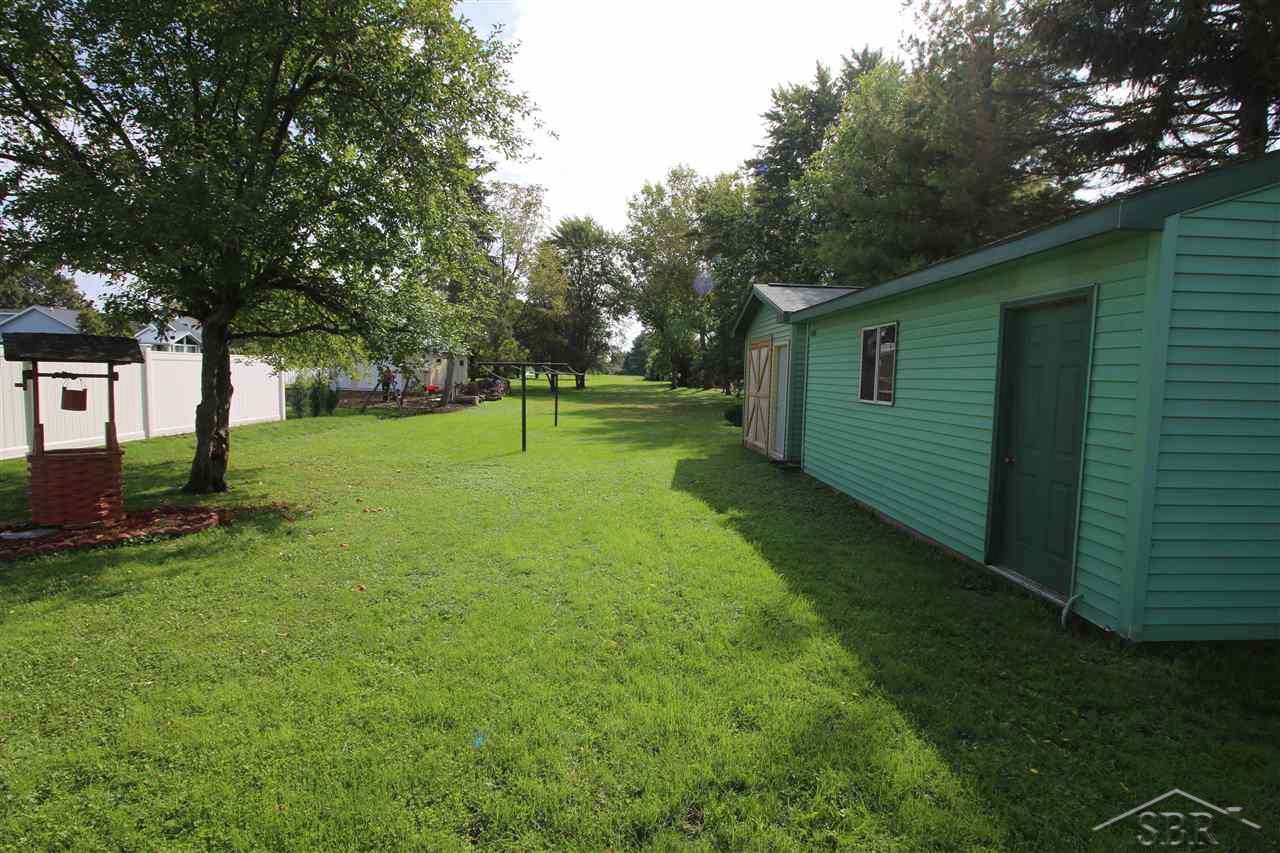 3555 Shattuck Road Saginaw, MI 48603 - Photo 5 of 18 31362149-4.JPG