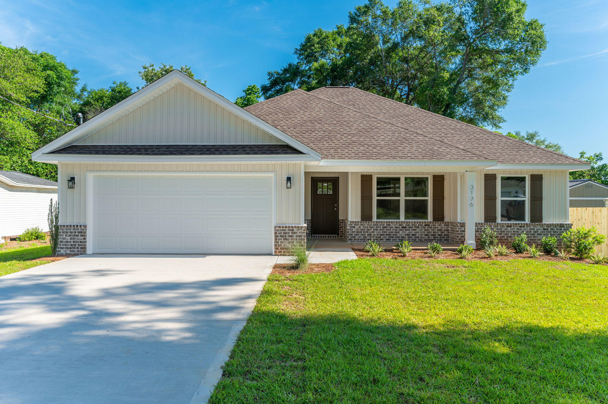 3176 Maple Street Crestview, FL 32539 - Photo 1 of 42 Front View