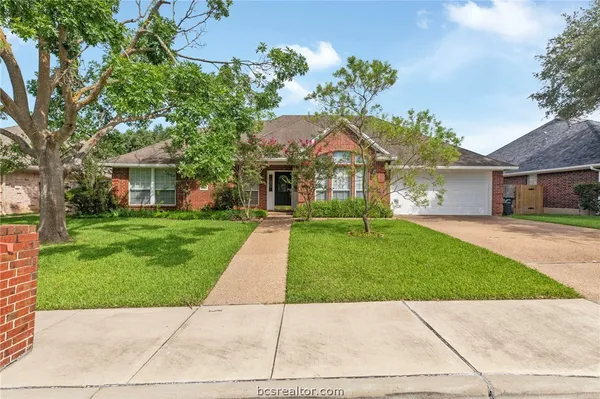 $359,900 | 508 Shire Drive, College Station, TX 77845