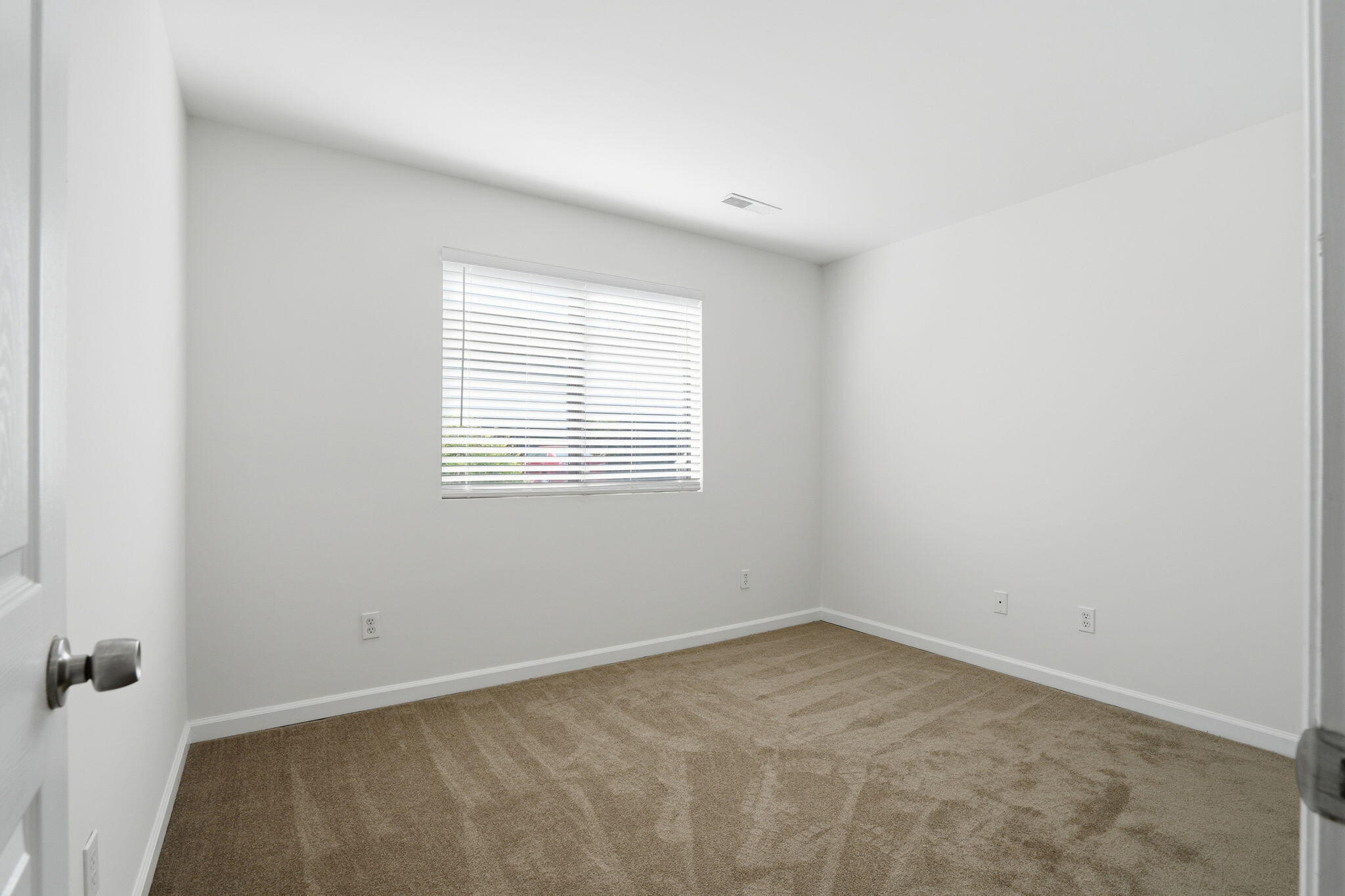 2745 Jobee Drive, Unit 204 Charleston, SC 29414 - Photo 14 of 35 20-web-or-mls-025_DSC09191