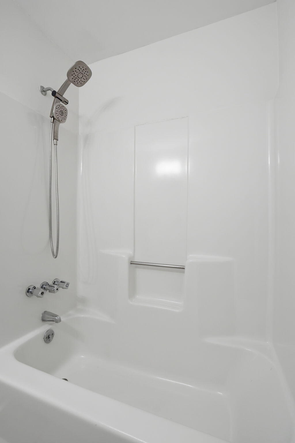 2745 Jobee Drive, Unit 204 Charleston, SC 29414 - Photo 18 of 35 23-web-or-mls-029_DSC09188