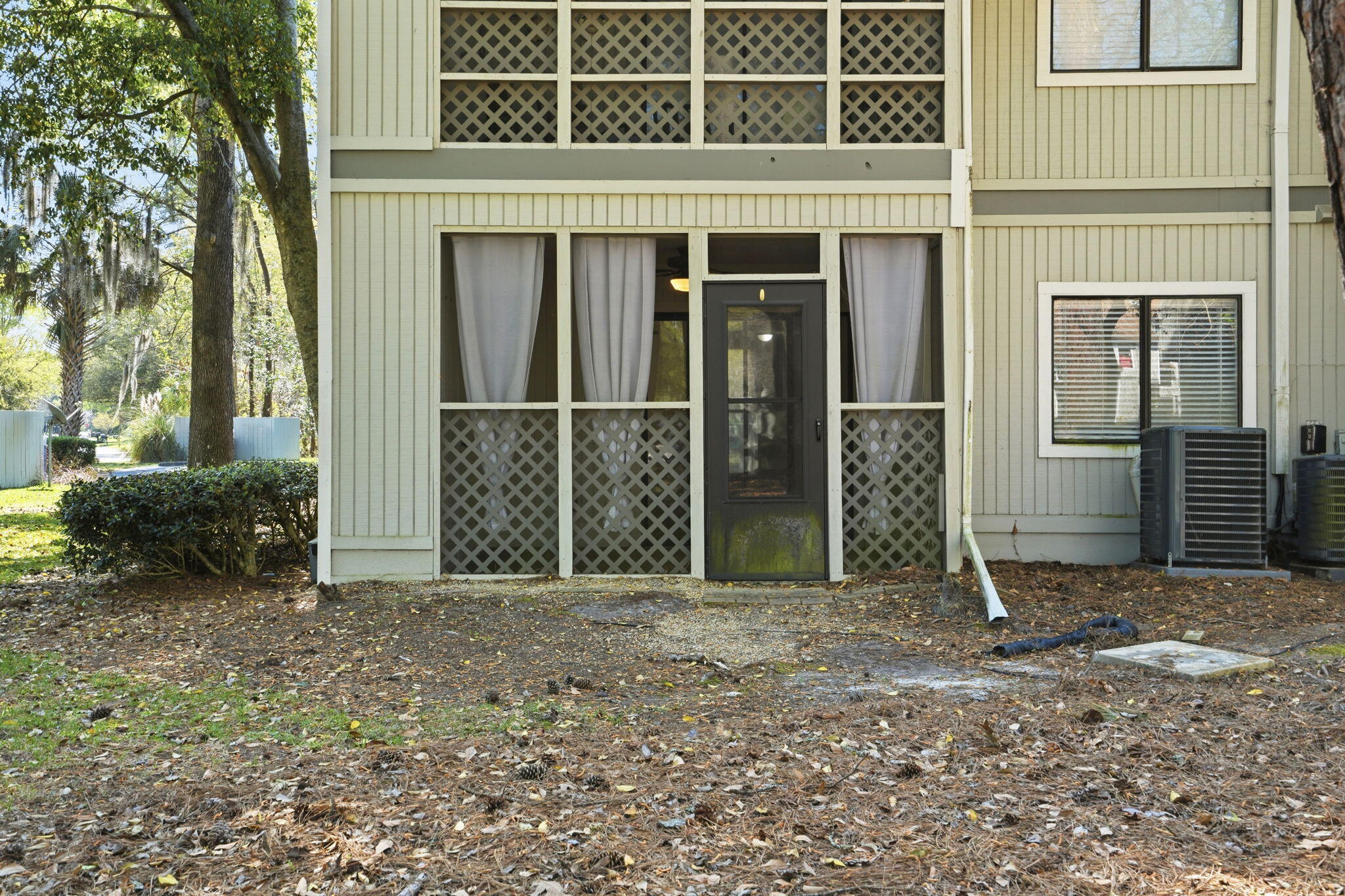 2745 Jobee Drive, Unit 204 Charleston, SC 29414 - Photo 26 of 35 25-web-or-mls-032_DSC09203