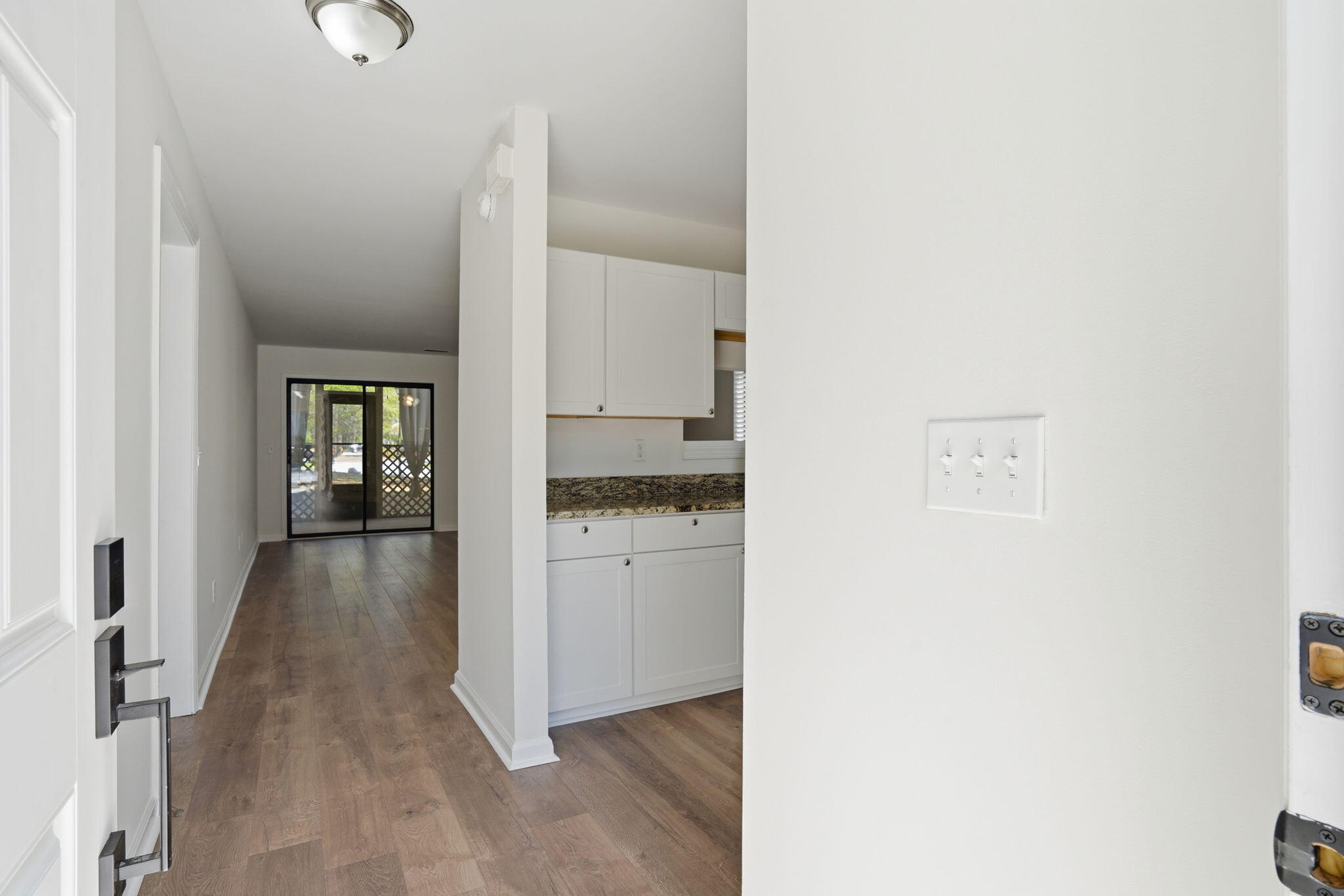 2745 Jobee Drive, Unit 204 Charleston, SC 29414 - Photo 4 of 35 5-web-or-mls-011_DSC09137
