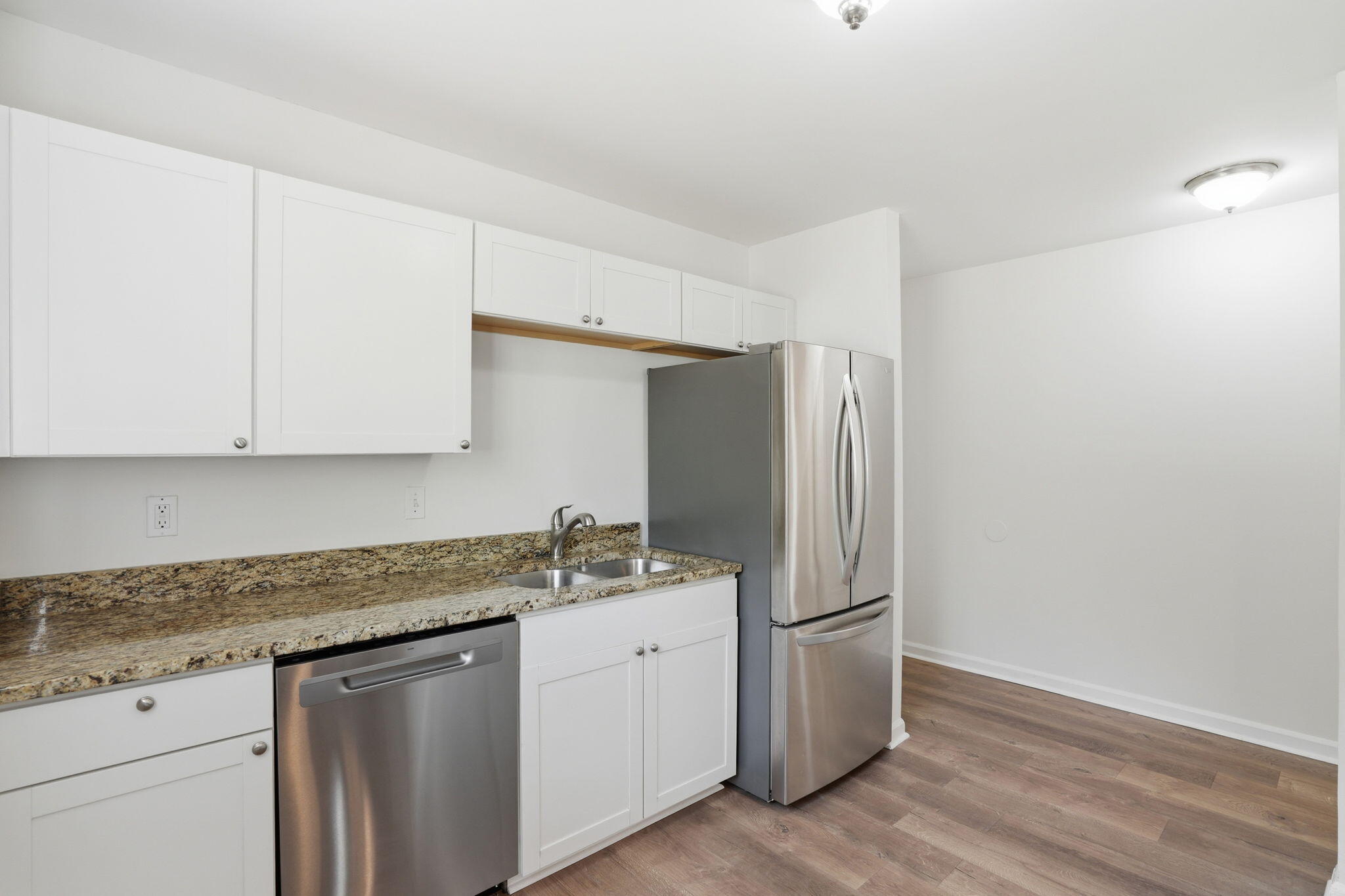 2745 Jobee Drive, Unit 204 Charleston, SC 29414 - Photo 8 of 35 8-web-or-mls-020_DSC09149