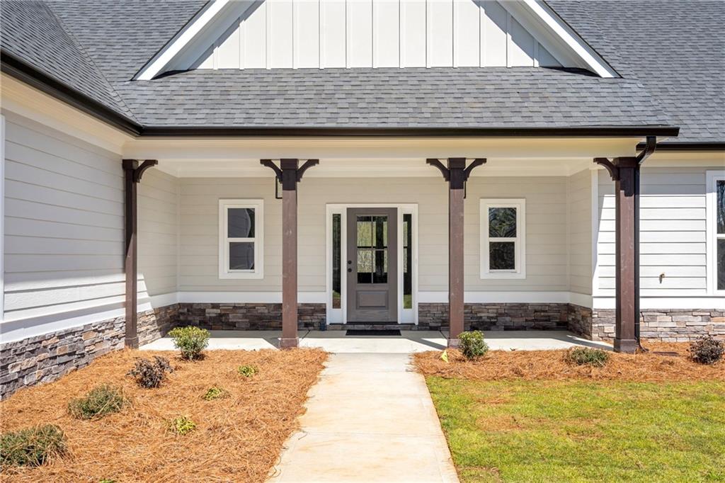 647 Fairview Road Pendergrass, GA 30567 - Photo 5 of 43