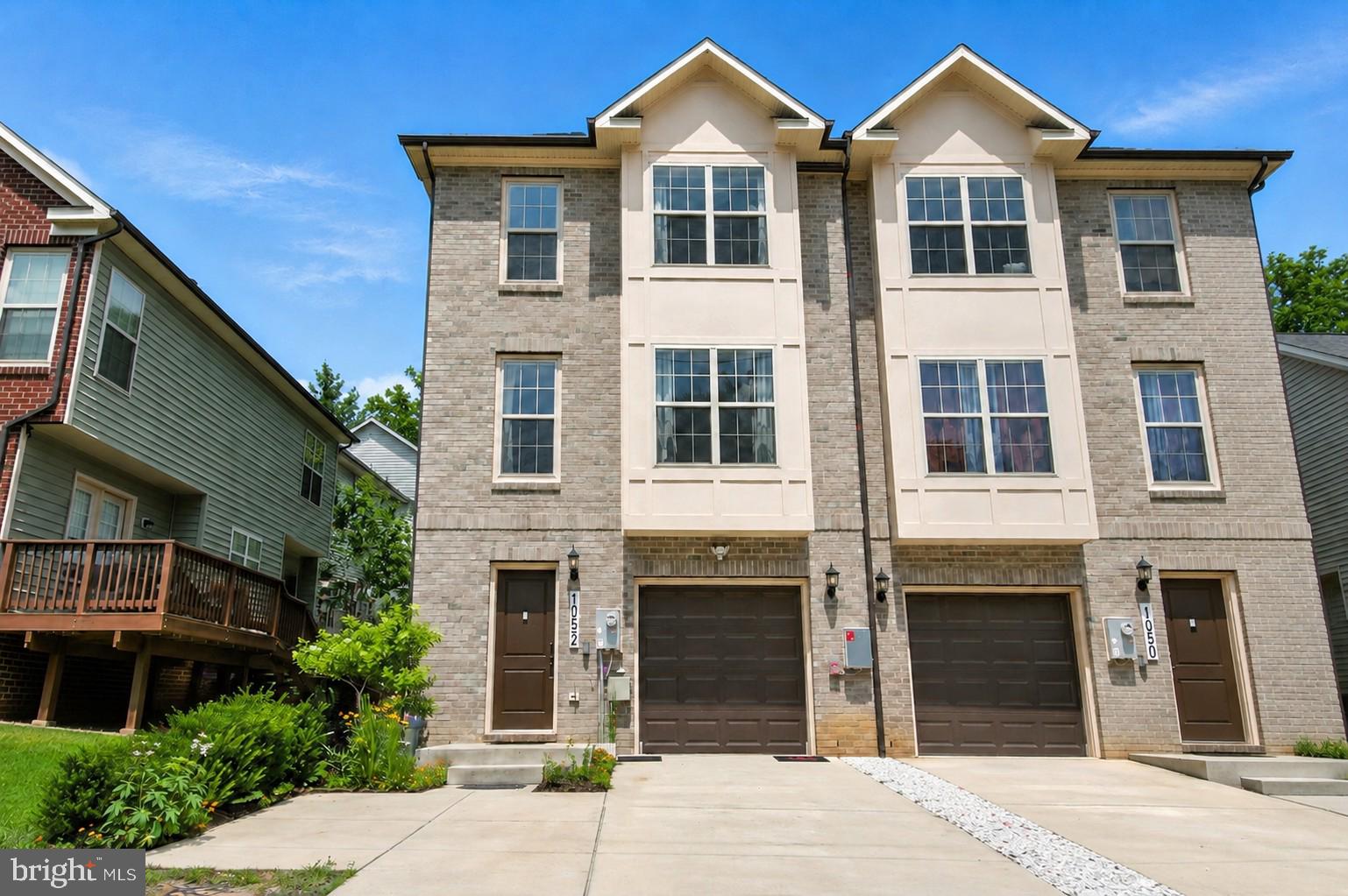 1052 Owens Road Oxon Hill, MD 20745 - Photo 2 of 34 Beautiful 3-Level Semi-Detache w/garage & driveway
