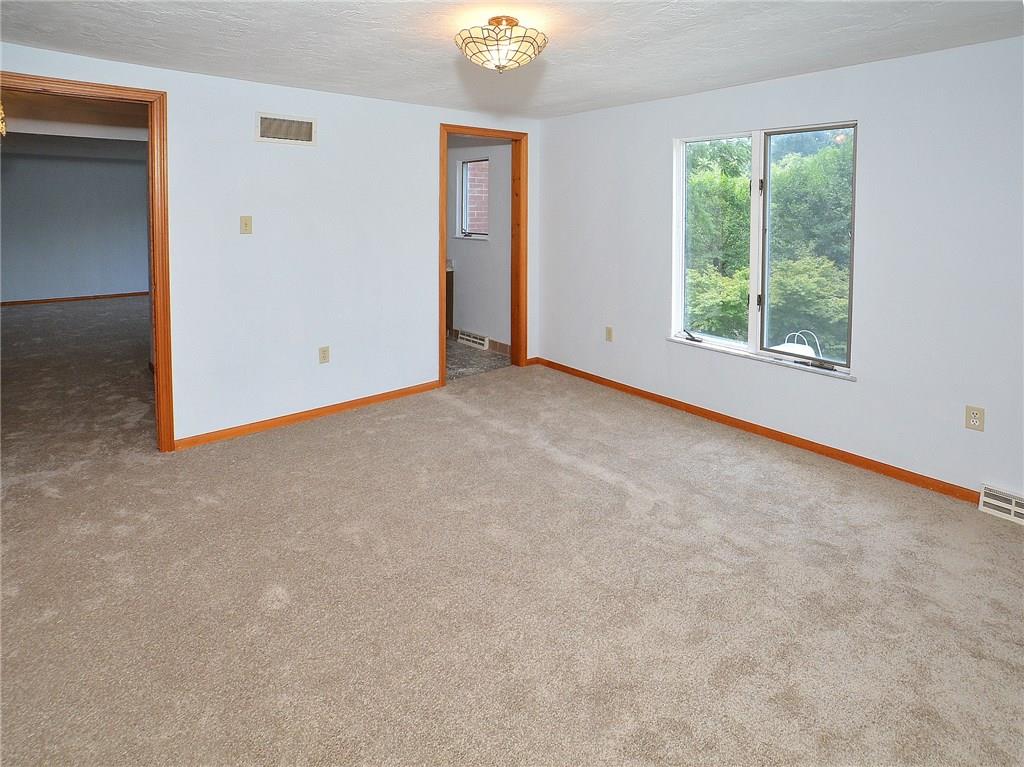 20 Devitt Lane Irwin, PA 15642 - Photo 11 of 23 Gallery Image 11