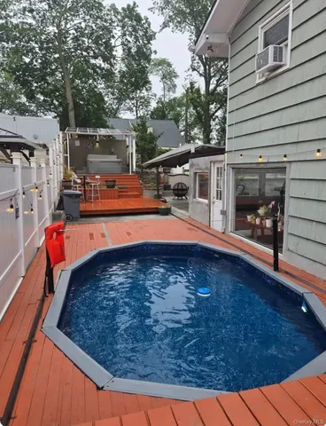 $910,000 | 18 Arden Place, Yonkers, NY 10701