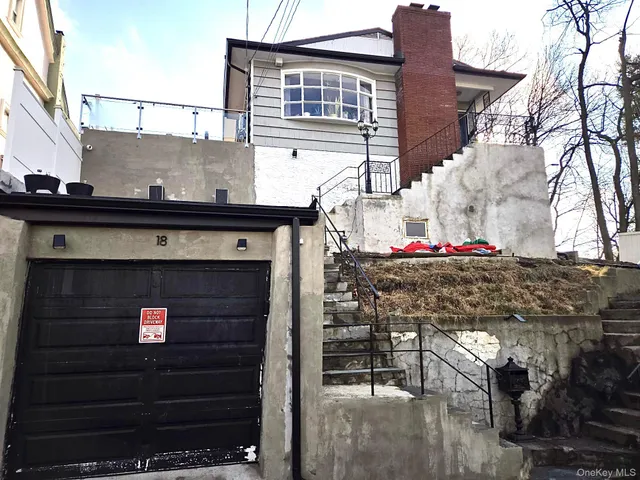 $910,000 | 18 Arden Place, Yonkers, NY 10701